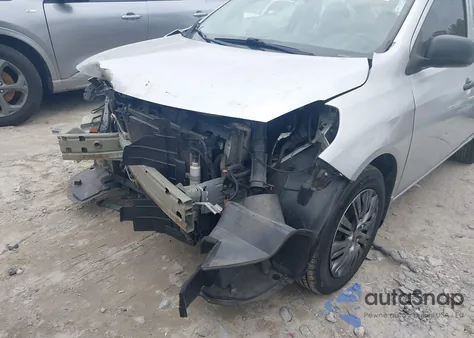 2015 Nissan Versa 1.6 S+ из США, поврежденный, VIN 3N1CN7AP4FL918819